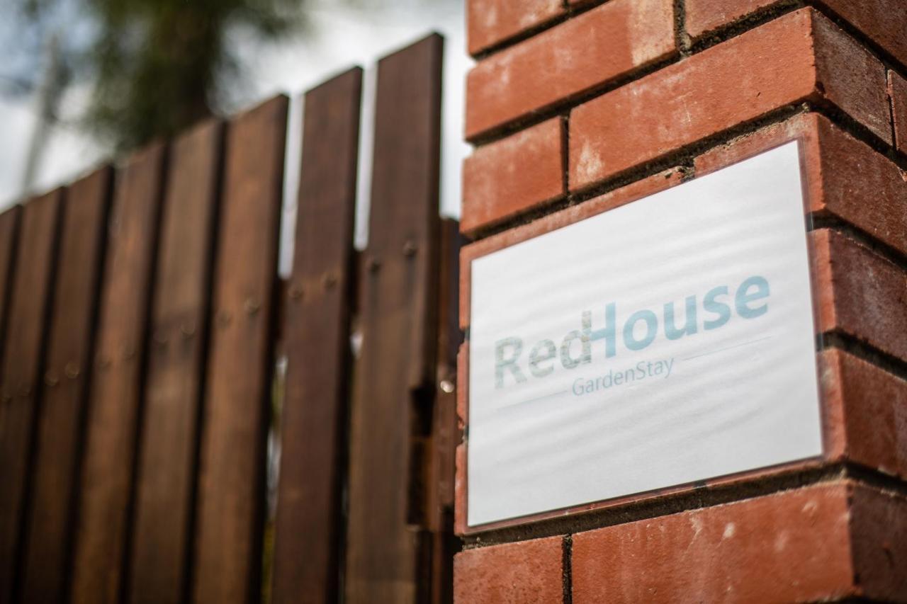 Red House The Garden Stay In Bukit Tinggi By Play Bentong Eksteriør billede