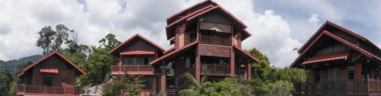 Red House The Garden Stay In Bukit Tinggi By Play Bentong Eksteriør billede