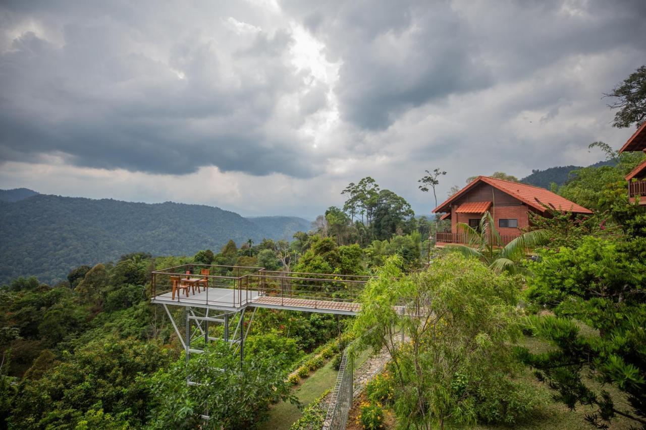 Red House The Garden Stay In Bukit Tinggi By Play Bentong Eksteriør billede